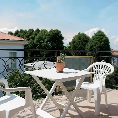 Attico Confortevole Vicino A Venezia E Padova Apartamento